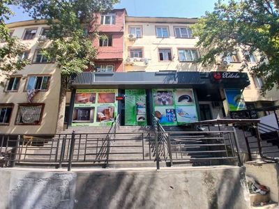 Фархадский рынок 12 квартал / 70м2 +90м2