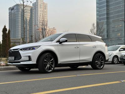 Премиальный электромобиль BYD Tang EV600 Dual-Motor 4.6s