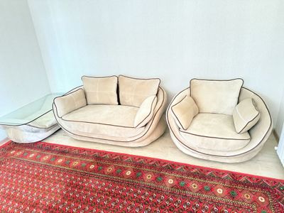 Продается диван, кресло, столик!