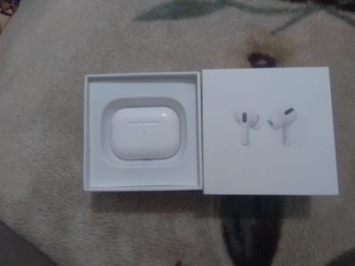 Airpods pro почти новый