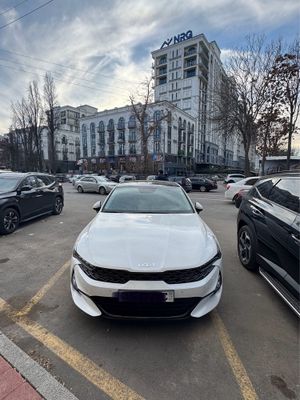 Продаю Свою Kia K5 Prestige+ 2023 года