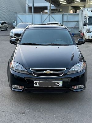 Срочно продам Lacetti a/t