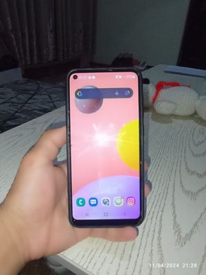 samsung a11 sotiladi