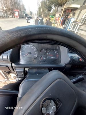 Isuzu 71 npq 2008 yil