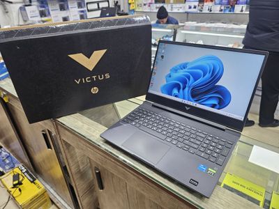 HP Victus Core i5 + RTX 3050