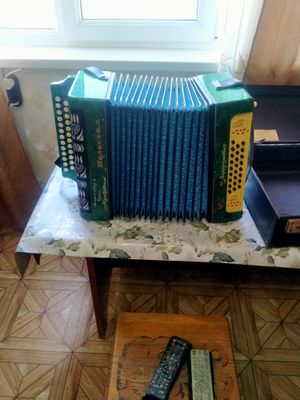 Тульская гармонь 402 обладает выразительным звучанием тональность До