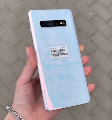 SAMSUNG S10+