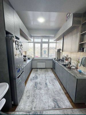 Yunusobod, Kvartira qizlarga bez makler