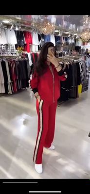 Спортивный костюм