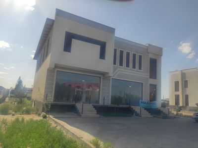 Noturar bino sotiladi 250.000$