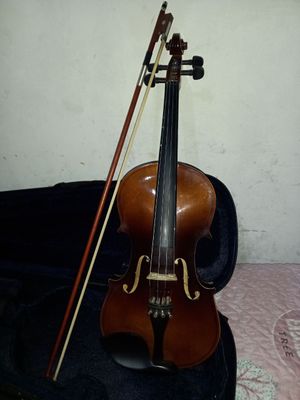 4/4 o'lchamli skripka (Victor)