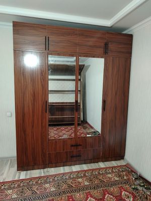 Shkaf sotiladi holati alo sifatli Materialdan qilinadi sexdi uzidan