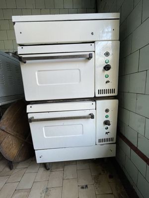 Печка ва мясорубка сотилади