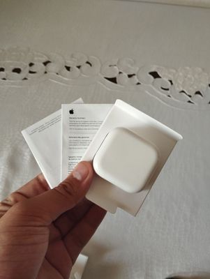 IPhone orginal Galogka orginal sim