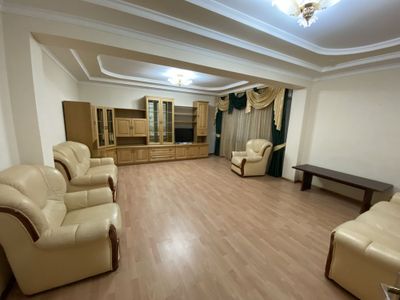 Госпитальный , Ул. Миробод 4/7/9 150м2 центр м.Ойбек ,Mirabad Avenue