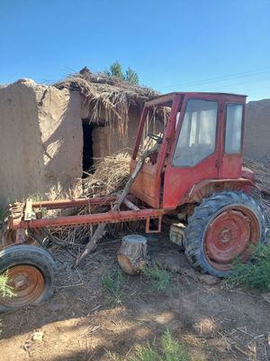 Traktor t16 мотор соз хлатда, анчадан бери юрмаган