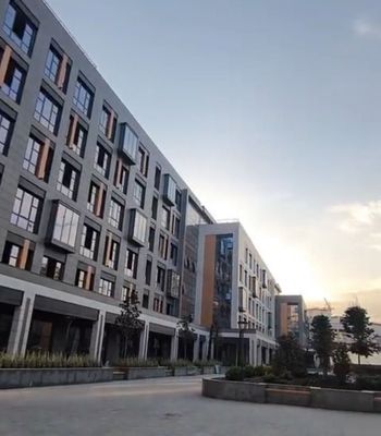 Сдается коммерческое помещение на первом этаже