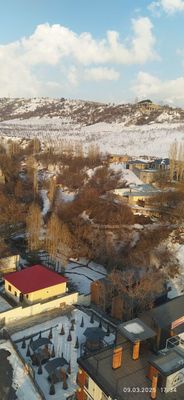 Бўстонлиқ тумани Амирсойда уй сотилади