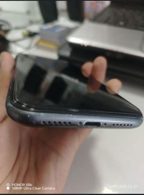 Iphone 11. 1-qol