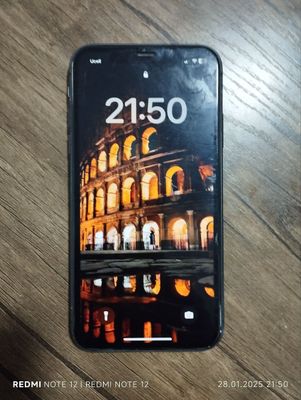 iPhone 11 128gb telefoni srochni sotiladi