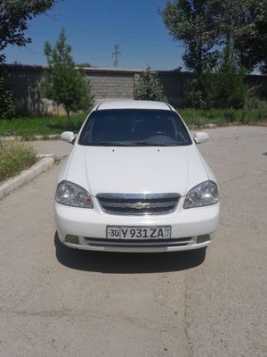 Lasetti Korea 2006 yil, motor 1.8. probek 5000 holati ideal