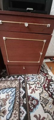 Тумбочка старая 44х44см