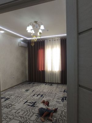 Arenda sergliy Yengi darxan metro 3 bekat Oilaga 3/3/16 450 Uye
