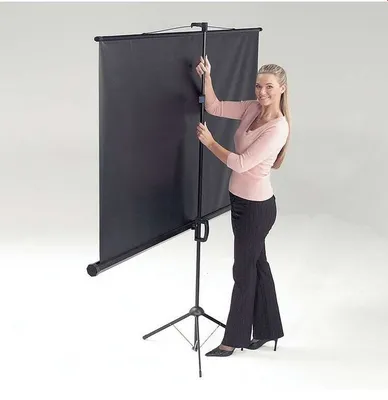 Trm av-70 экран проэктора , на треноге