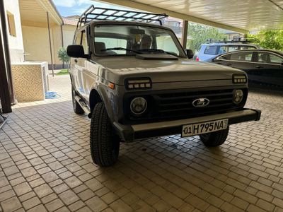 NIVA 212141 Автомат каробка от BMV,кондиционер,,катализатор