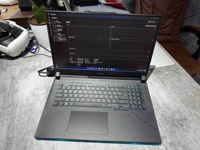 ASUS 17.3” QHD! 240hz! R9-7945HX! RTX 4090! 64GB! 2TB