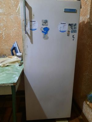 Продаю холодильник