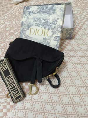 dior sumka klatch