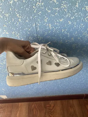 Продается туфли valentino