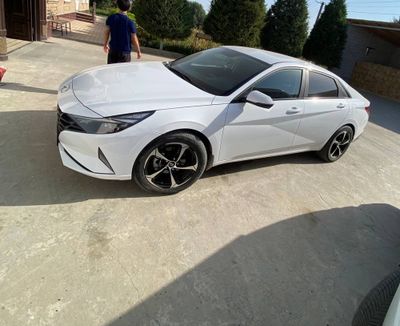 Elantra 2022 1,6