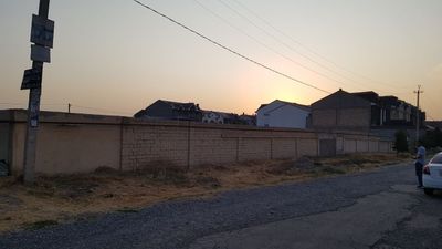 Qumariq da 6 sotixdan 5 ta yerlar sotiladi