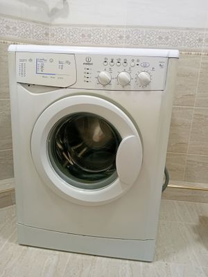 Indesit Kirmoshina