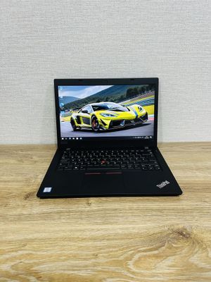 Бизнес Ультрабук Thinkpad Core i5-8 Ядерный, идеальное слстояние