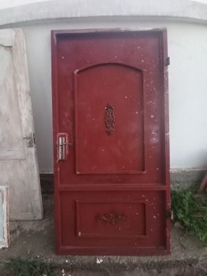 Двери эшиклар сотилади