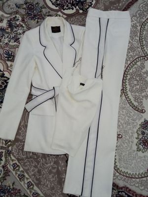 Turetskiy Kostyum-Bryuk-Lyamkasi o'ziniki, razmer uzb.da -46 , 550ming
