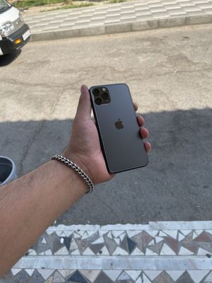 Ayfon 11 pro rangi qora joyi 256Gb