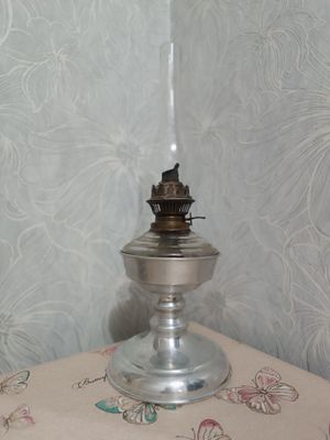 Керосиновая лампа советская