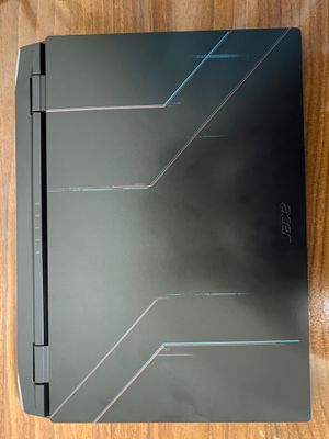 Игровой ноутбук (Acer Nitro 5)