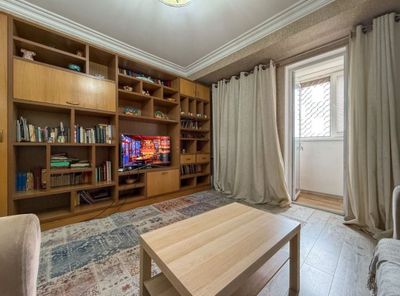 Сдается в аренду на Ц2 евроремонт