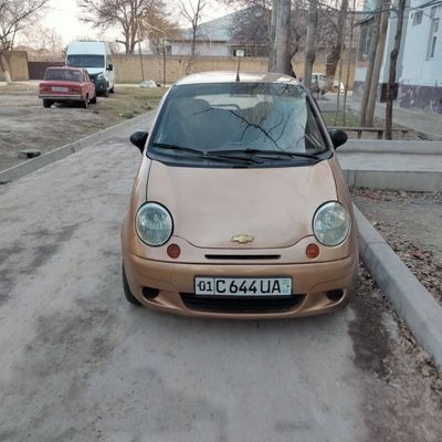 Matiz sotiladi holati yahshi 2002 yil