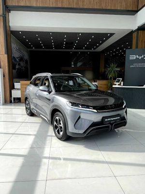 BYD Yuan Up 401 km flagship 2025