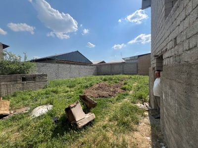 Тузель, квадратная земля под застройку, 6 соток, можно по 3 сотки