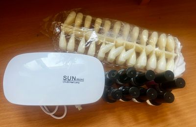 Лампа для гель-лака Sun mini (лаки в подарок!)
