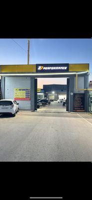 Авто сервис ичида бир нечта жой арендага берамиз