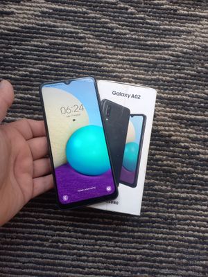 Samsung A02 holati ideal tiniq 32GB hotirasi 2 sim karta imeyka bo'gan