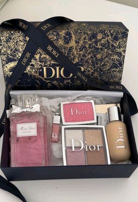 Dior box